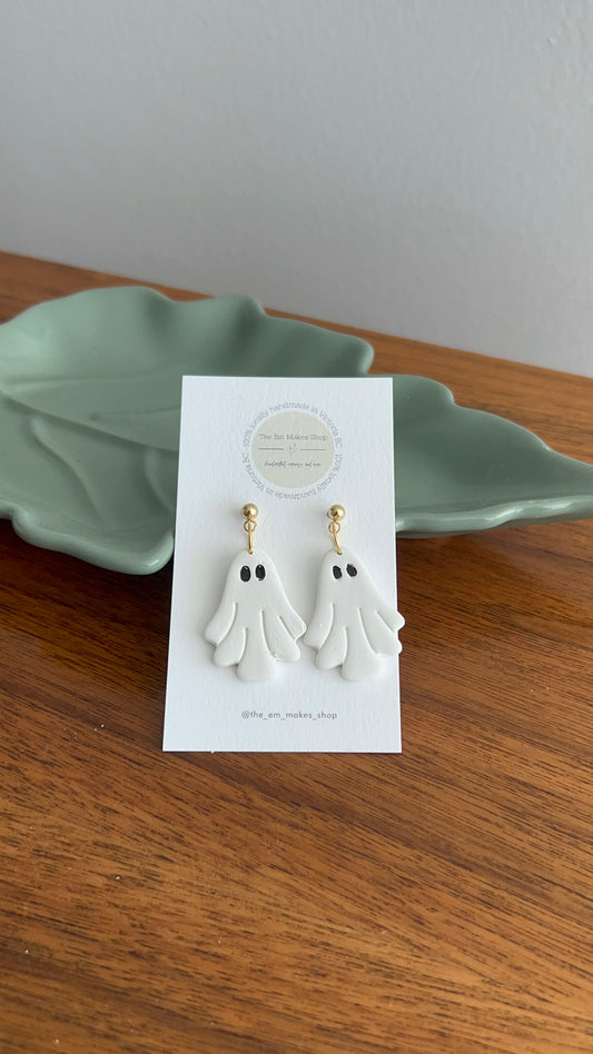 Ghost dangles