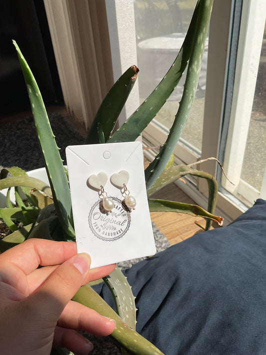 Pearl heart studs